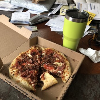 HotBox Pizza - Pizza Near Me - Indianapolis, Indiana