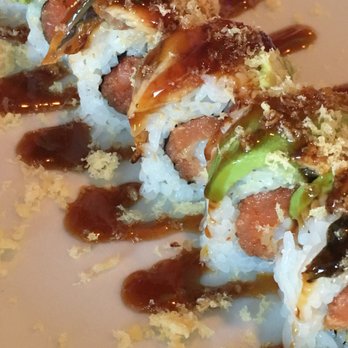 Sushi 4 Reel - BRUCE LEE roll - Sushi Bars Near Me - Oceanside, California