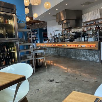 Fond - Inside - Salad Near Me - Dallas, Texas
