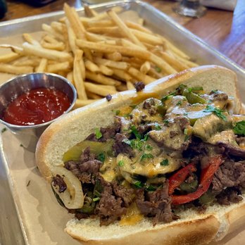 Roadhouse Pub & Eatery - Jackson Cheesesteak - Gastropubs Near Me - Jackson, Wyoming