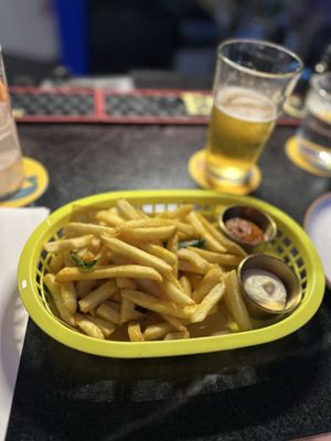 Moon Bar by null