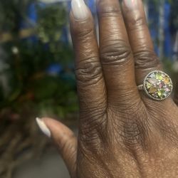 Happy Nails