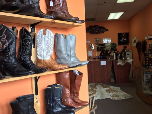 Sammie's Shoe Repair by null