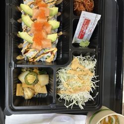 Dabivira - Salmon roll