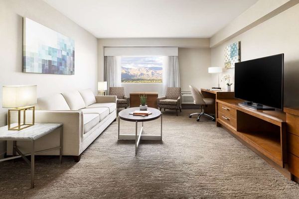 Hilton Tucson East by null