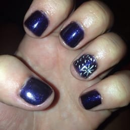 Worst manicure ever. Worst manicure ever.