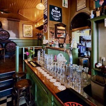 Het Elfde Gebod - Bar - Pubs Near Me - Amsterdam, New Hampshire Het Elfde Gebod - Bar - Pubs Near Me - Amsterdam, New Hampshire