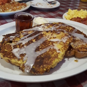 Mo's Egg House - MOUTHWATERING CINNAMON ROLL FRESH TOAST ON DECK - Breakfast & Brunch Near Me - Temecula, California Mo's Egg House - MOUTHWATERING CINNAMON ROLL FRESH TOAST ON DECK - Breakfast & Brunch Near Me - Temecula, California
