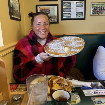 Deer Creek Diner - New American Near Me - Russellton, Pennsylvania