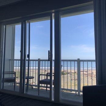Beachfront Inn - Hotels Near Me - Brookings, Oregon Beachfront Inn - Hotels Near Me - Brookings, Oregon