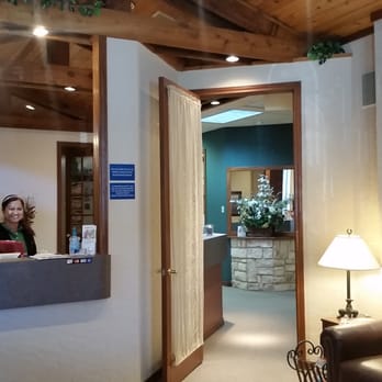 Robert E Weygandt ,DDS - Reception desk area - Cosmetic Dentists Near Me - Plano, Texas Robert E Weygandt ,DDS - Reception desk area - Cosmetic Dentists Near Me - Plano, Texas