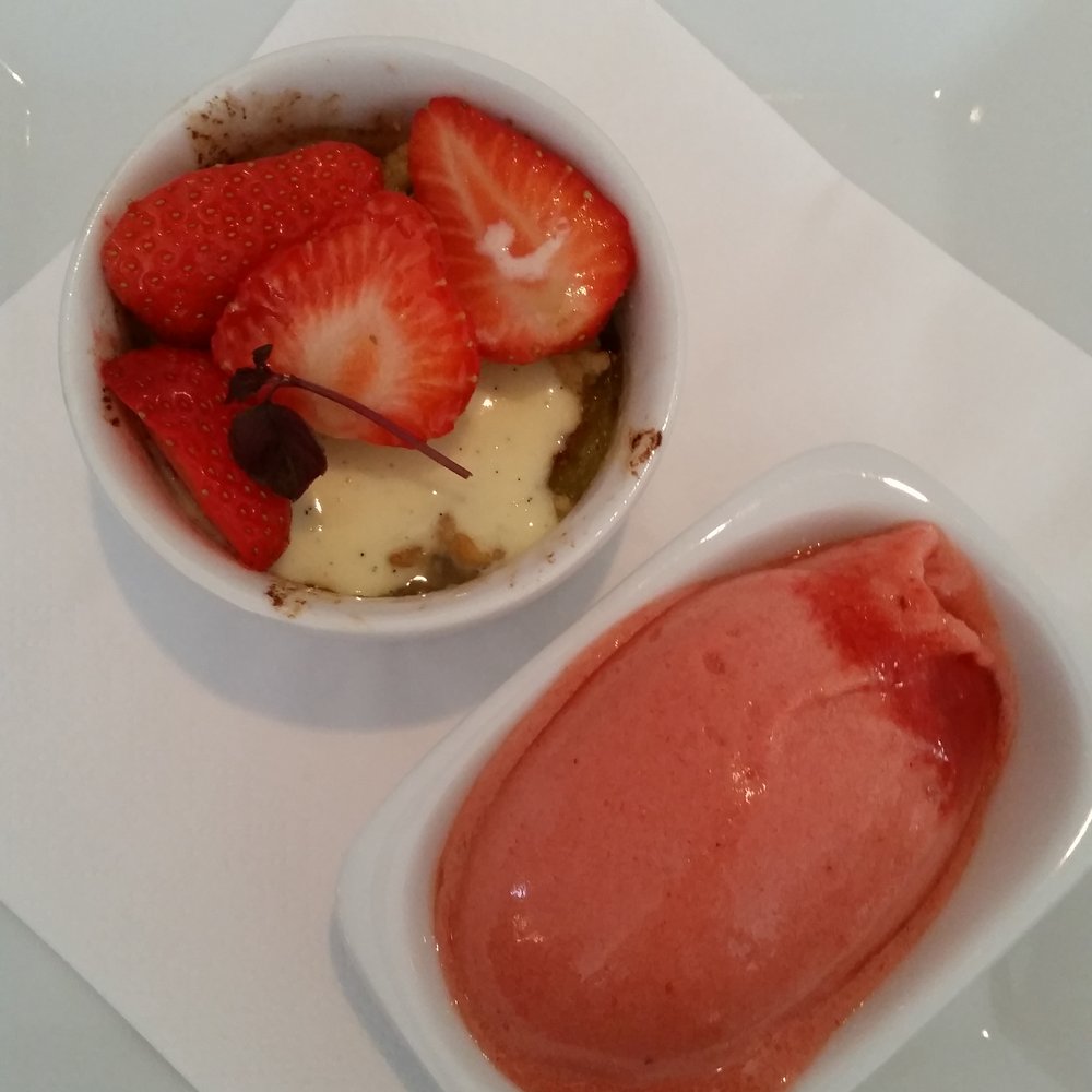 Sands Hotell - Dessert - Hotels Near Me - Sandhamn, Alberta Sands Hotell - Dessert - Hotels Near Me - Sandhamn, Alberta