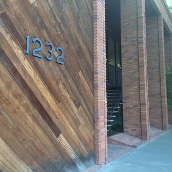 Research America - Outside of building on Q street depicting address - Marketing Near Me - Sacramento, California