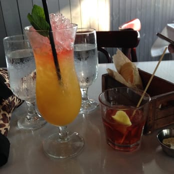 La Louisiane - Bourbon peach cobbler and a Sazarac cocktail - Cajun/Creole Near Me - Montreal, Quebec