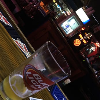 Mulligan's Roadhouse - a pint of beer on a table - Restaurants Near Me - Brunswick, Georgia