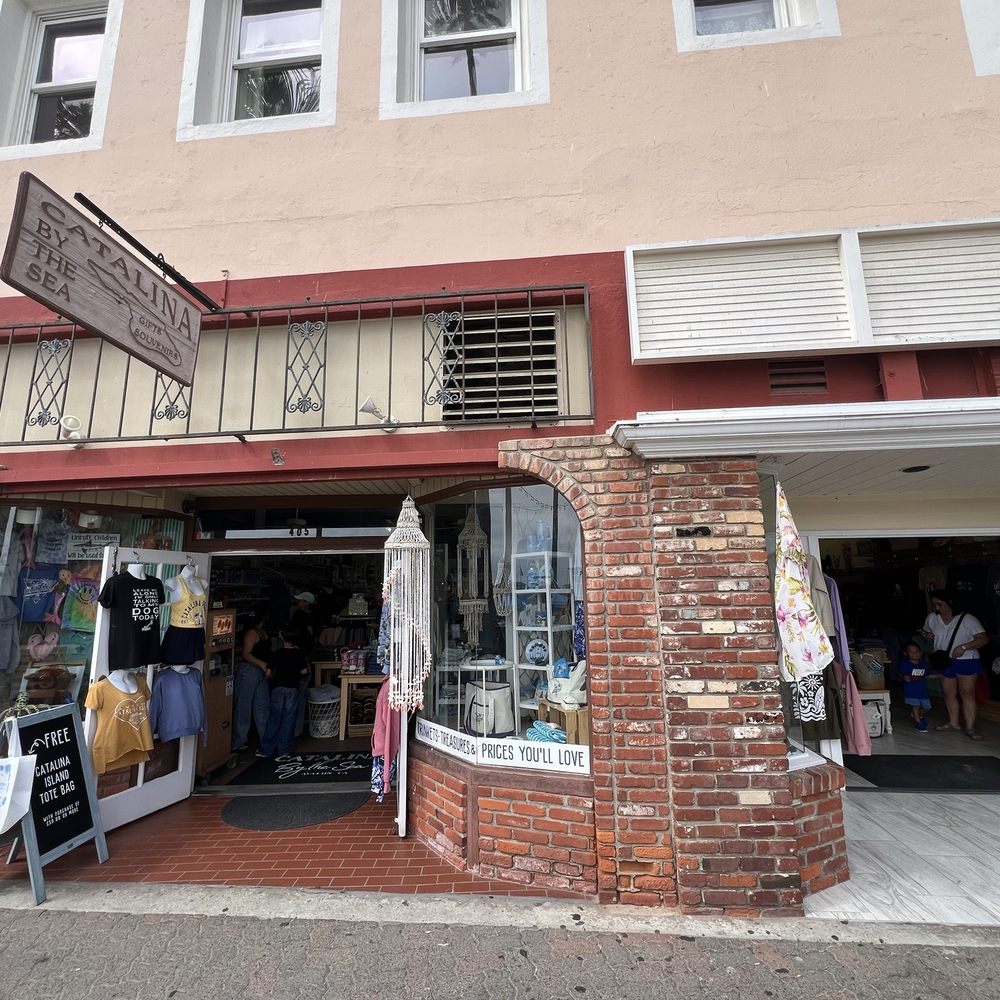Catalina by the Sea - Outside - Gift Shops Near Me - Avalon, California