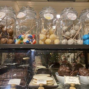 La Rue du Chocolat - Chocolatiers & Shops Near Me - Laguna Beach, California La Rue du Chocolat - Chocolatiers & Shops Near Me - Laguna Beach, California