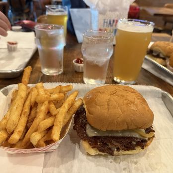 Mac's Local Eats - The Louie and fries - American Near Me - St Louis, Missouri