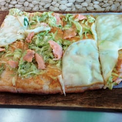Pizza Mirablu' - Buonissimo trancio di pizza (salmone, zucchine e scamorza) + bibita 5€