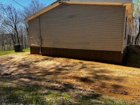 Slide of Magnolia Skirting