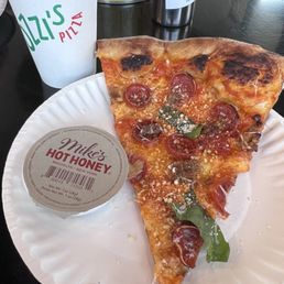 À la vodka pizza add sausage and pepperoni À la vodka pizza add sausage and pepperoni