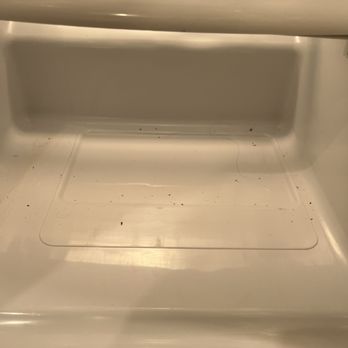 AGC A Greener Cleaning - Fridge was left dirty - Home Cleaning Near Me