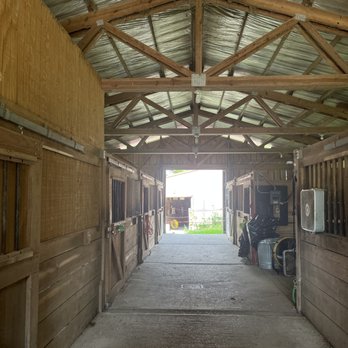 Willow Run Stables - Barn 1 aisle - Horse Boarding Near Me - North Bend, Ohio Willow Run Stables - Barn 1 aisle - Horse Boarding Near Me - North Bend, Ohio
