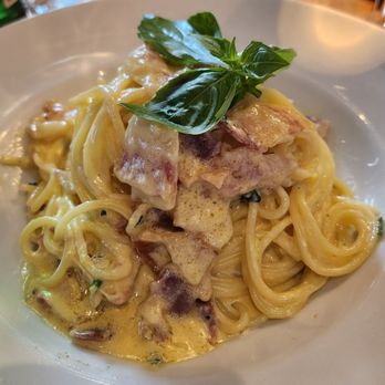 Luardi - Cafes Near Me - Berlin, BE