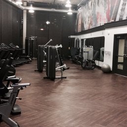 Huge gym! Has pretty much all the equipment of a standard gym (including a TRX) Huge gym! Has pretty much all the equipment of a standard gym (including a TRX)