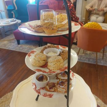 Lanier House Madison - Tea Rooms Near Me - Madison, Alabama Lanier House Madison - Tea Rooms Near Me - Madison, Alabama
