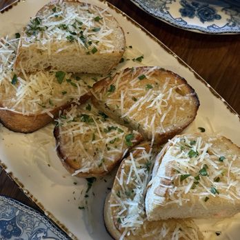 Molo - Garlic Bread - Italian Near Me - Newport Beach, California