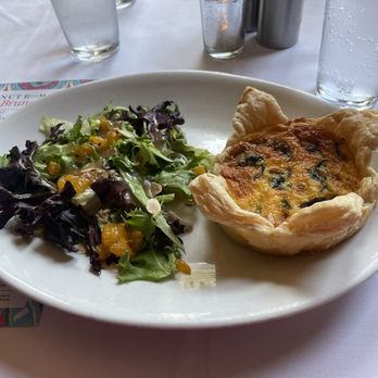 The Marshall Field's Walnut Room - Veggie quiche - American Near Me - Chicago, Illinois The Marshall Field's Walnut Room - Veggie quiche - American Near Me - Chicago, Illinois