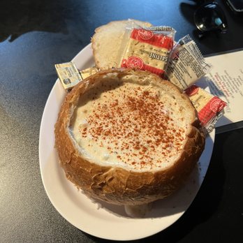 Sam's Seaside Cafe - Clam Chowder - Seafood Near Me - Seaside, Oregon