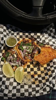 Birrieria Carlos by null