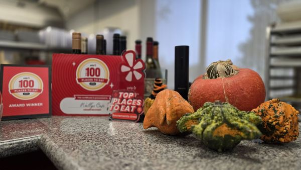 Wally's Cafe by null