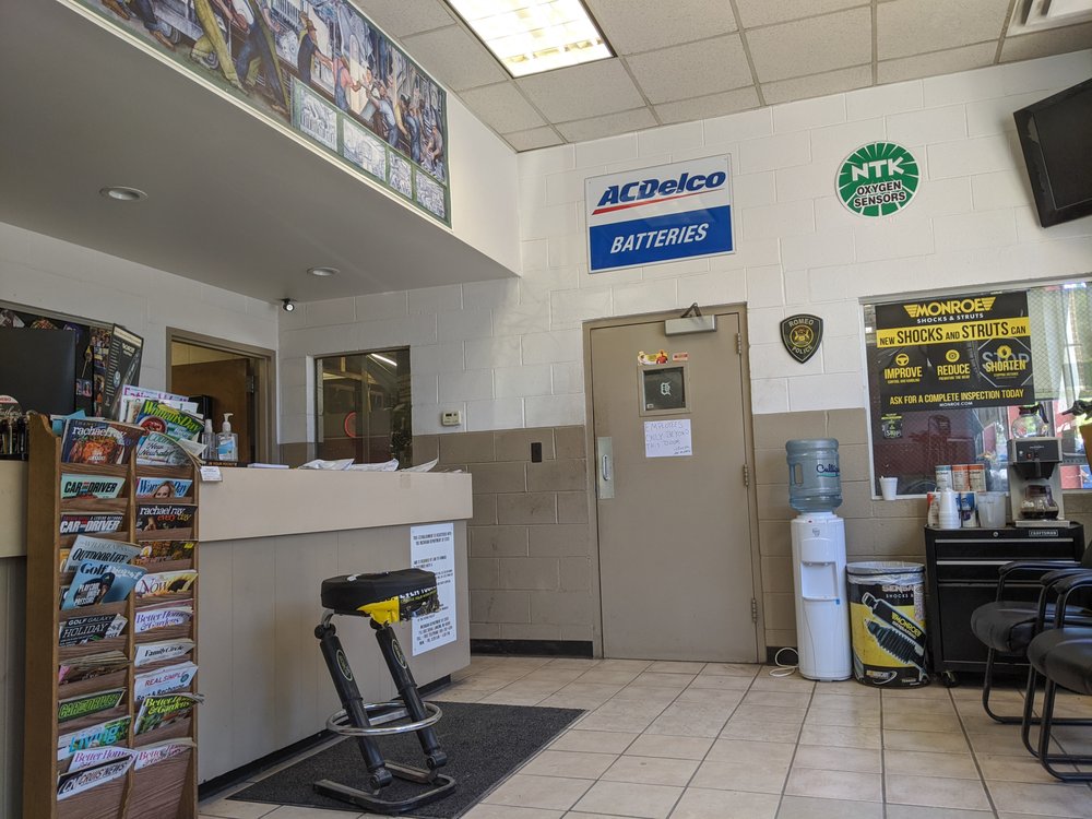 MR MUFFLER 10 Photos & 11 Reviews 67726 Van Dyke Rd, Washington