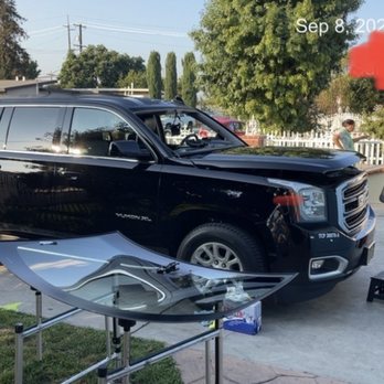 Autoglass Medics - Ready to install new windshield - Auto Glass Services Near Me - Oakland, California Autoglass Medics - Ready to install new windshield - Auto Glass Services Near Me - Oakland, California
