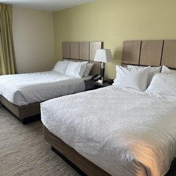 Candlewood Suites Fairbanks - Two Queen Beds