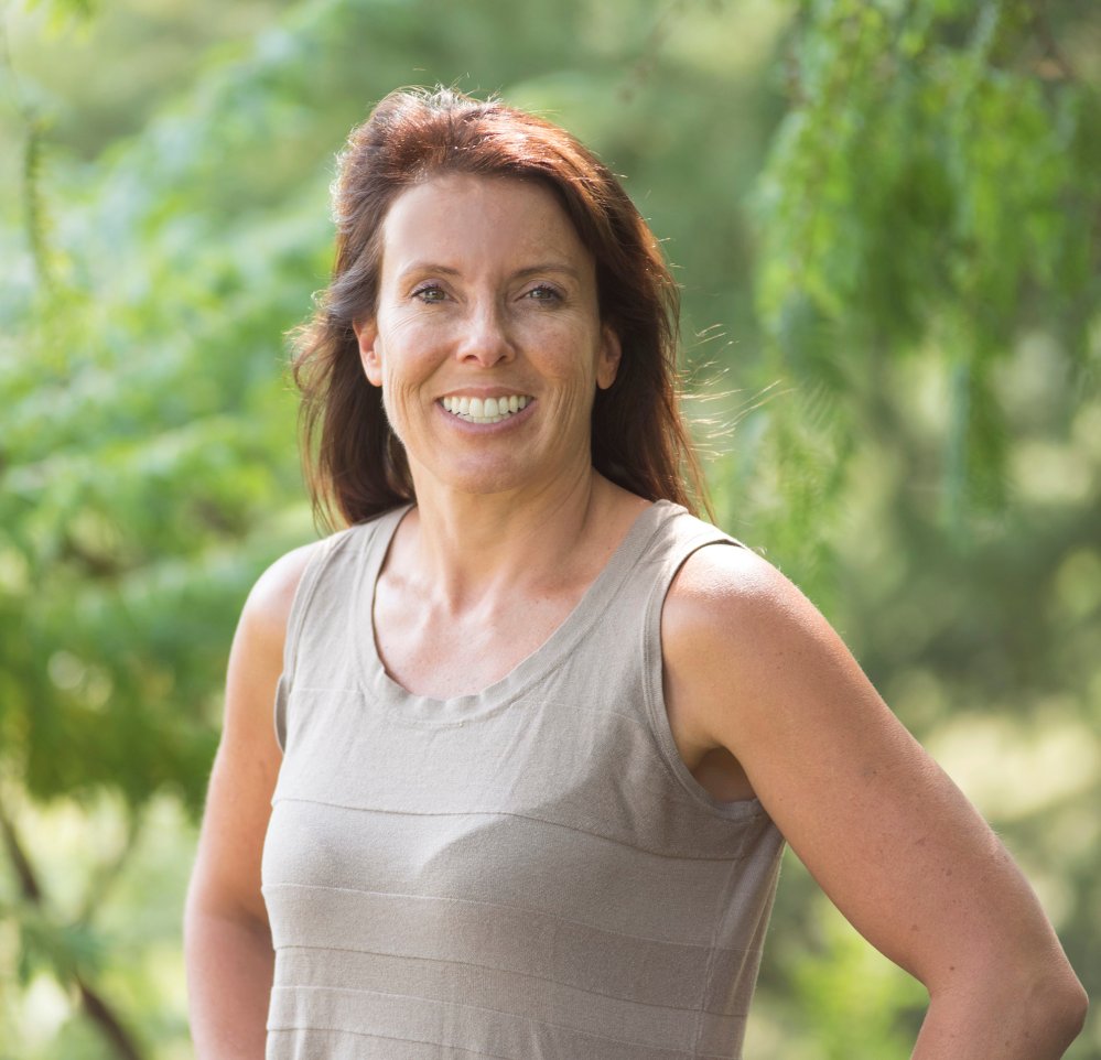 CHRISTY THOMSONRE/MAX RESULTS 100 Growth Pkwy, Angola, Indiana