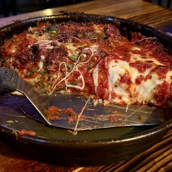 Pequod's Pizza - Half cheese half spinach, ground beef, basil, and garlic. - Pizza Near Me - Chicago, Illinois Pequod's Pizza - Half cheese half spinach, ground beef, basil, and garlic. - Pizza Near Me - Chicago, Illinois