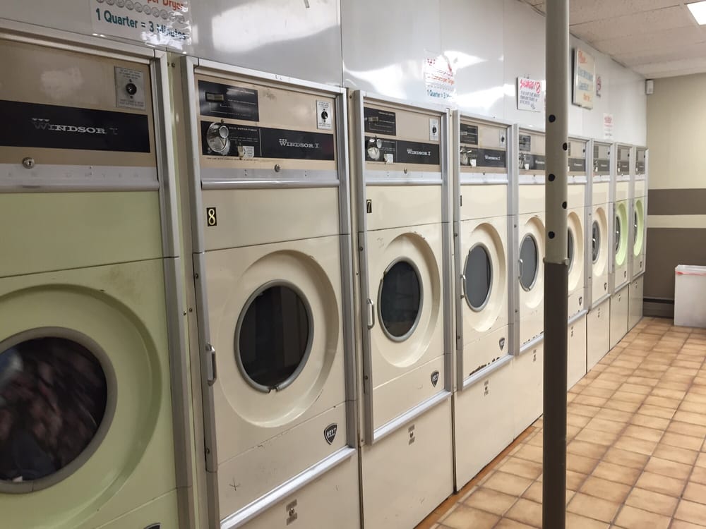 BLUENOSE LAUNDROMAT Updated August 2024 26 Reviews 2198 Windsor
