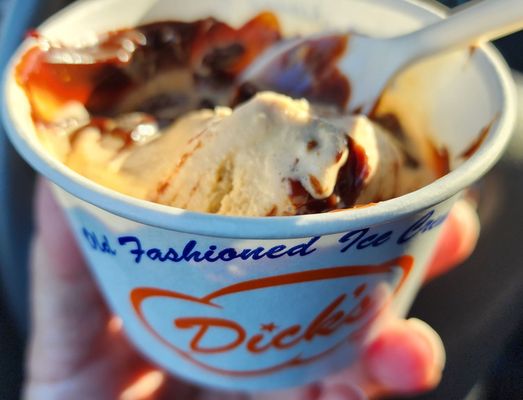 Dick's Drive-In by null