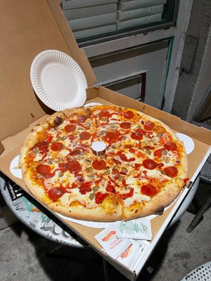 Hot Mama's Pizza by null