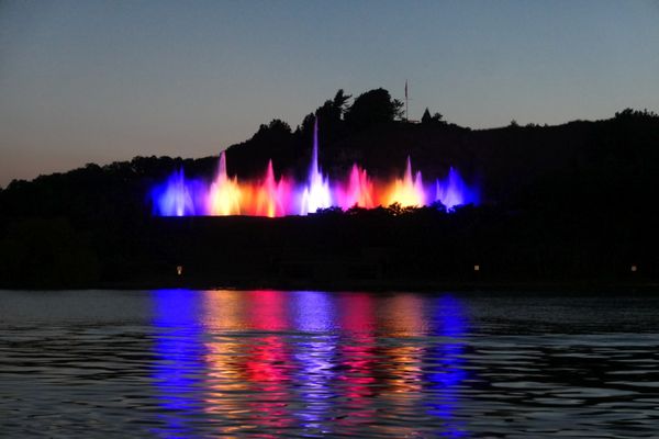 Grand Haven Musical Fountain by null