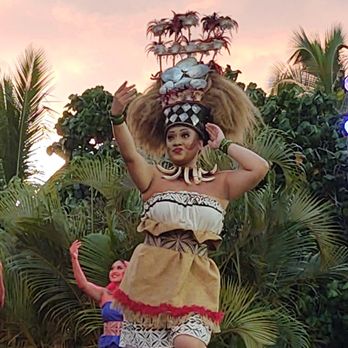 Paradise Cove Luau - The Show - Performing Arts Near Me - Kapolei, Hawaii Paradise Cove Luau - The Show - Performing Arts Near Me - Kapolei, Hawaii