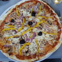 L'escale - Pizza vege avec de funky couleurs !