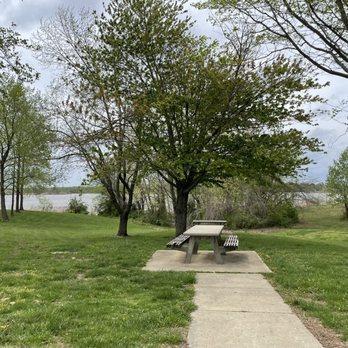 Rend Lake Rest Area - South bound - Rest Stops Near Me - Whittington, Illinois Rend Lake Rest Area - South bound - Rest Stops Near Me - Whittington, Illinois
