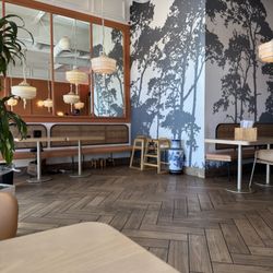 Pho Alley - Inside