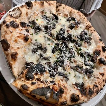 Double Zero Pie & Pub - Funghi - Pizza Near Me - Las Vegas, Nevada