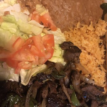 Cancun Mexican Restaurant - Beef fajita plate - Mexican Near Me - Jourdanton, Texas